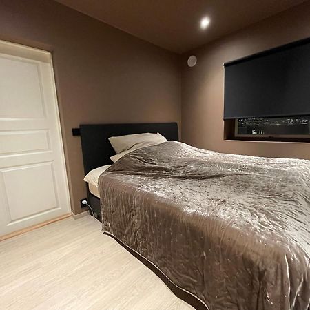 Beautiful Top Apartment Close To City Centre トロムソ エクステリア 写真